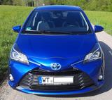 Toyota Yaris 1,5-l-VVT-i Hybrid CVT Y20 Club Y20 Club - Toyota Yaris Club mit Hybrid-Antrieb (Benzin/Elektro)