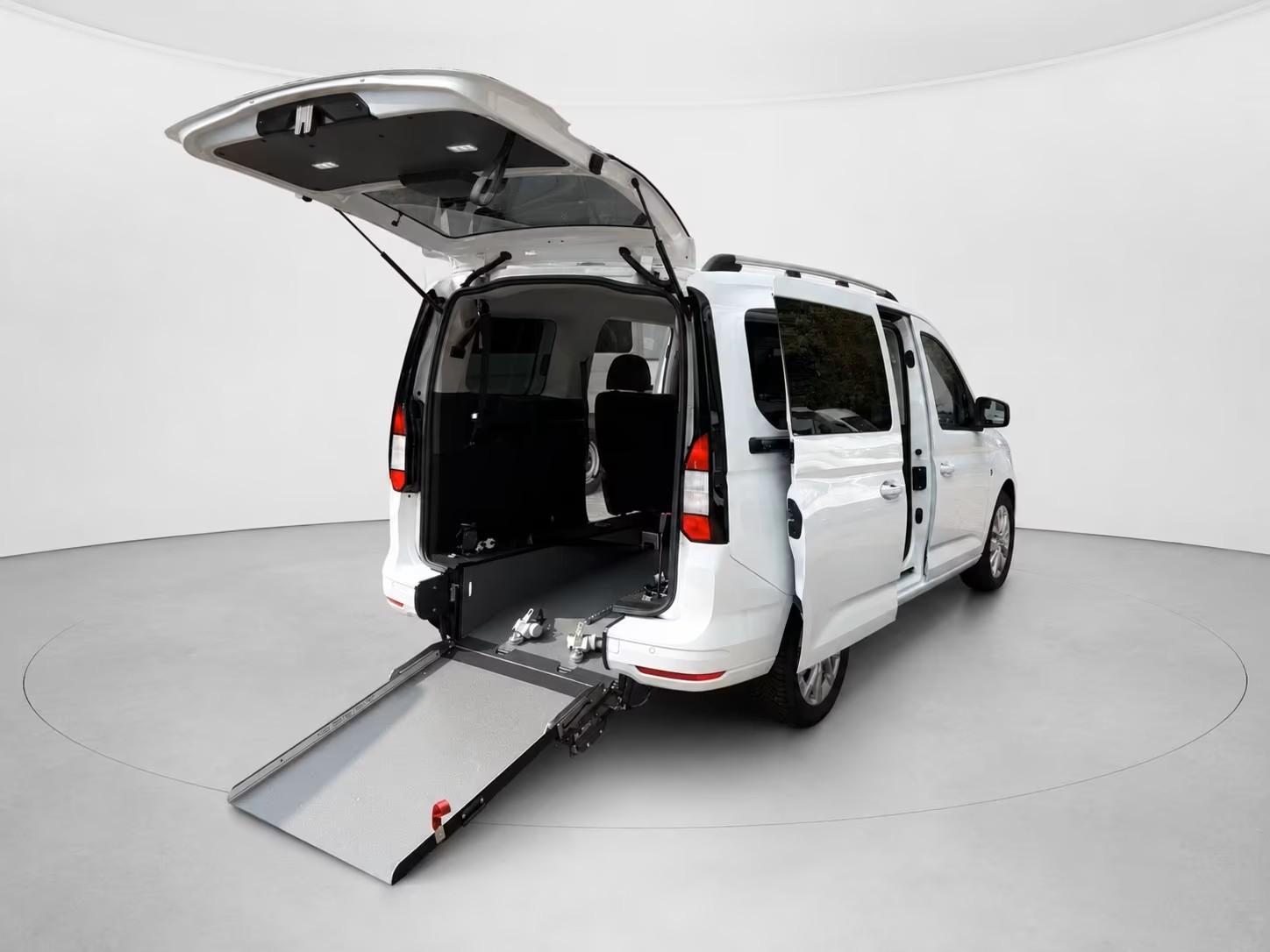 Ford Connect Lang Heckausschnitt Rollstuhl Rampe 75KW