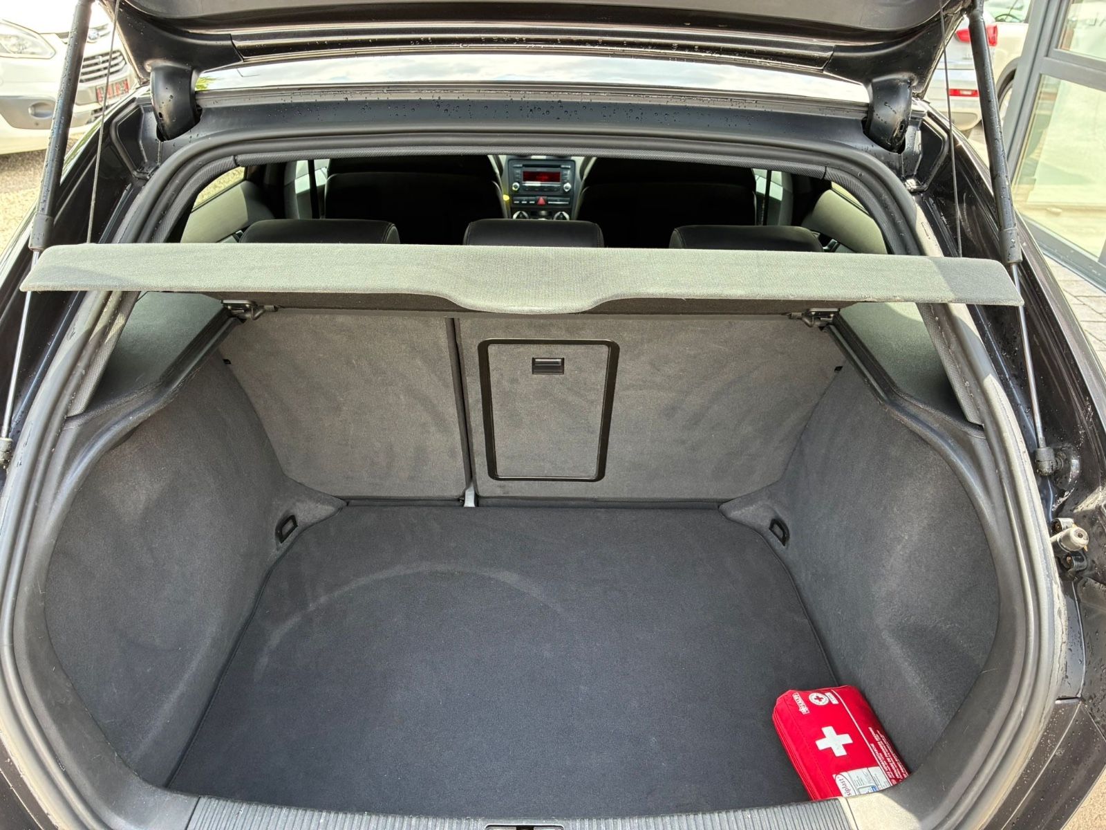 AUDI A3 A3 Sportback 2.0 TDI S line Sportpaket plus, Ansicht 6