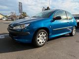 Peugeot 206 1.1*8 FACH*TÜV - Peugeot 206 in Frankfurt (Main)