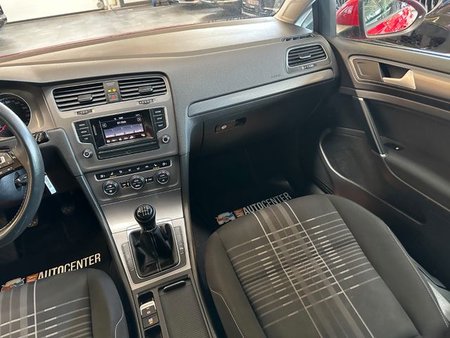 Volkswagen Golf VII Lim. Lounge BMT *PDC*