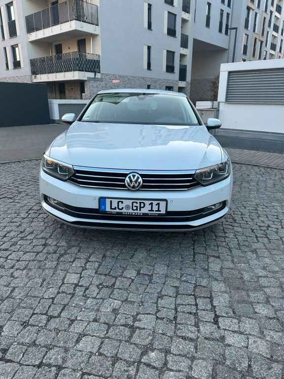Image of Volkswagen Passat