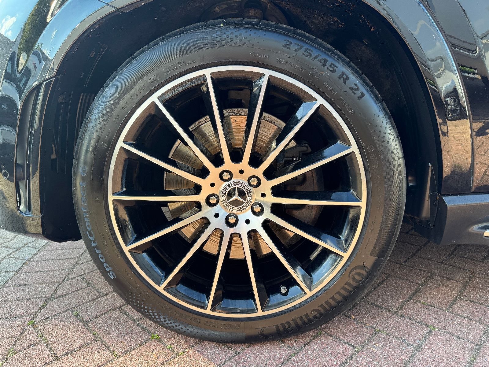 Fahrzeugabbildung Mercedes-Benz GLE 400 d Coupe AMG LINE PANO AIRMATIC 21 ZOLL