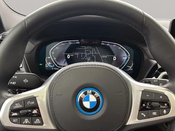 صورة مصغرة 11 لـ 2023 BMW IX3
