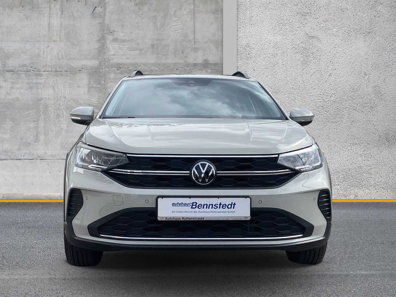 Fahrzeugabbildung Volkswagen Taigo 1.0 TSI Life LED APP PDC SHZ LM17