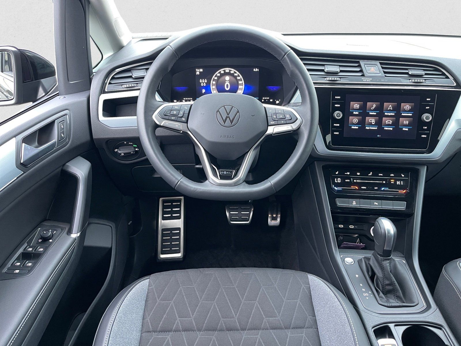 Volkswagen Touran - Bild 10