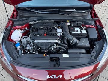 Kia XCeed 1.6T GT-Line 180 DCT7 Glasdach Navi Kamera