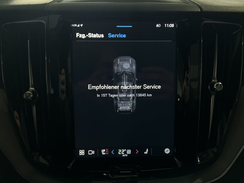 Volvo XC60 T6 Plus Black Edition Recharge AWD B&W HUD