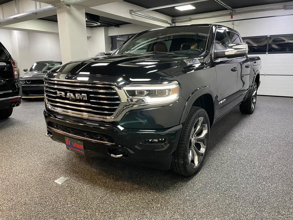 Fahrzeugabbildung Dodge RAM LONGHORN RAMBOX-TAILGATE-ETORQUE-HUD-ACC
