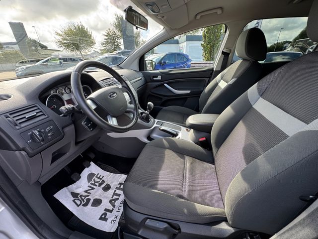 Ford Kuga  2,0 TDCi 4×4 103kW Titanium