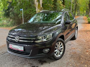 Volkswagen Tiguan - 1