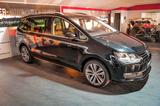 Volkswagen Sharan Highline BMT Xenon Panorama DSG AHK - Volkswagen Sharan: 5 Türen