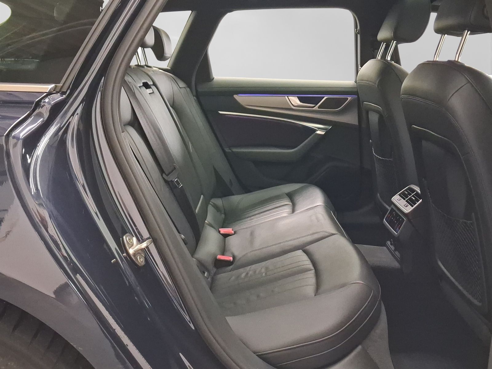 Audi A6 Avant 45 TFSI Q DESIGN LEDER LM19 KAMERA TOUR foto 6