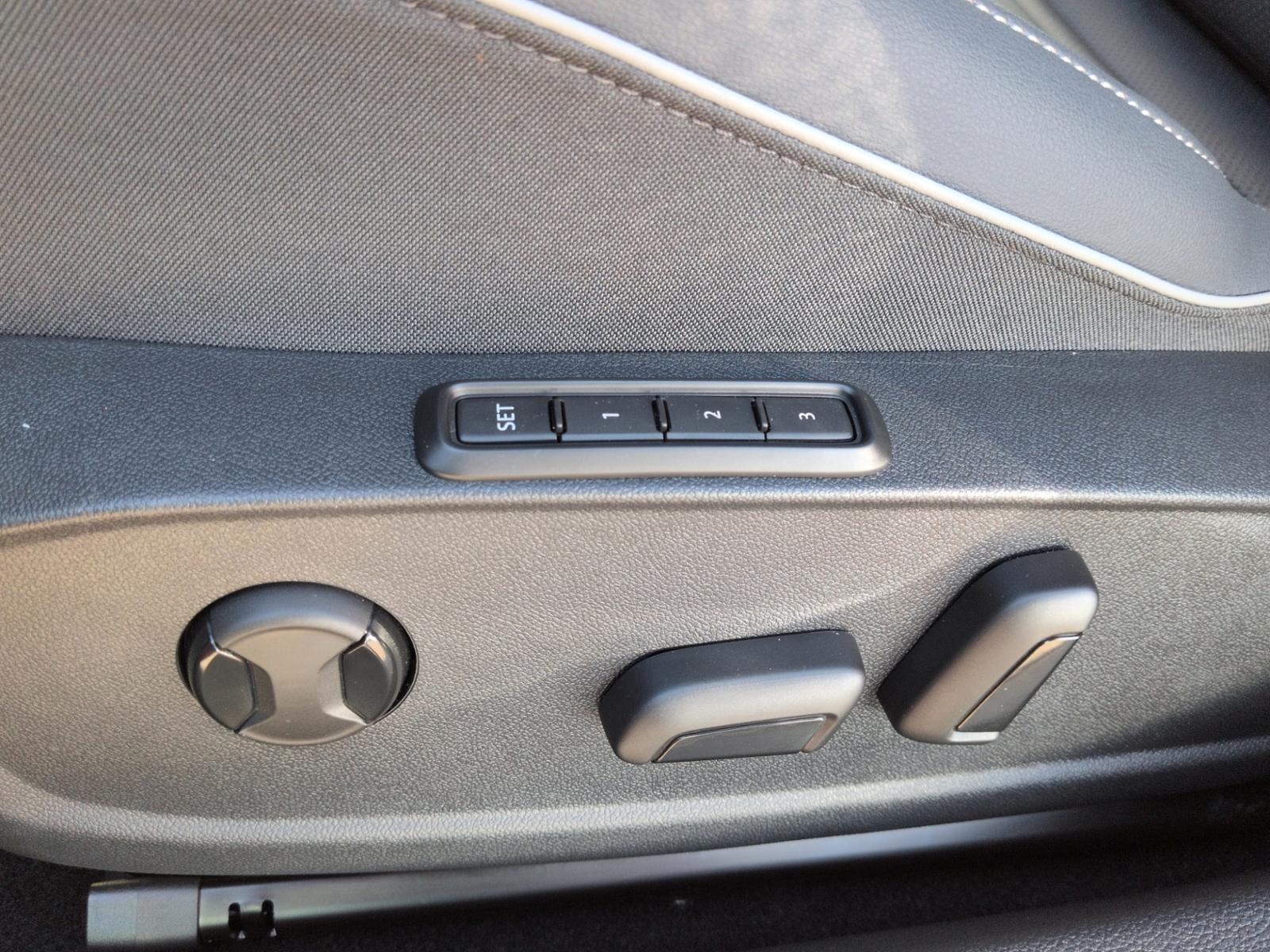 Volkswagen Golf VIII GTE 1.5 TSI DSG eHybrid LEDER+AHK, миниатюра 12