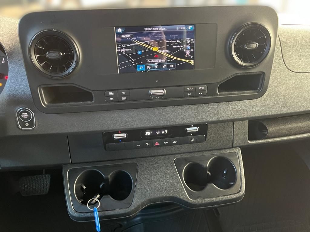 Fahrzeugabbildung Mercedes-Benz Sprinter 317 Mixto L2H2 RWD 5 Sitze RFK 3,5t AHK