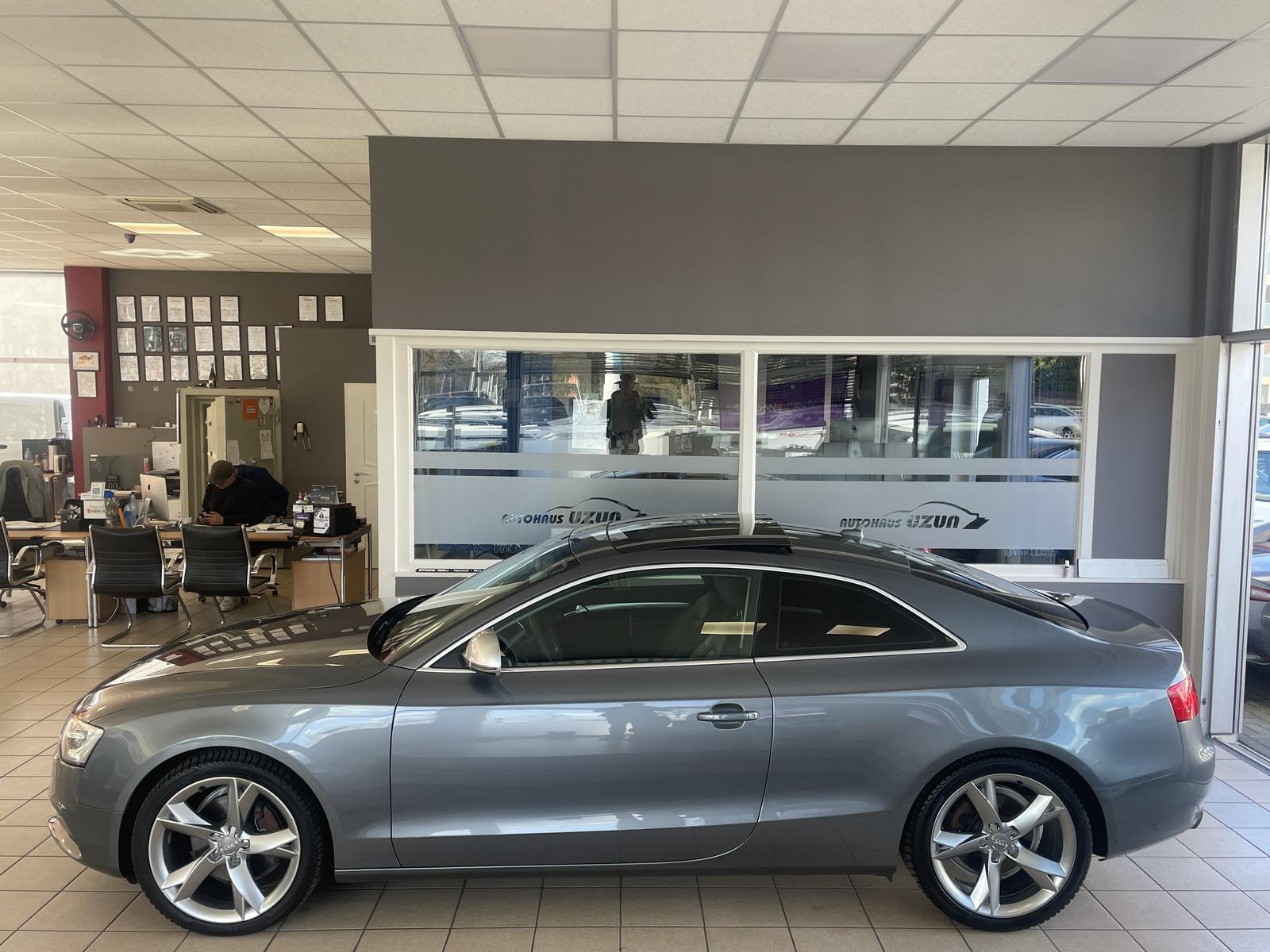Audi A5 Coupe quattro Aut Leder Panorama Kamera Sthzg