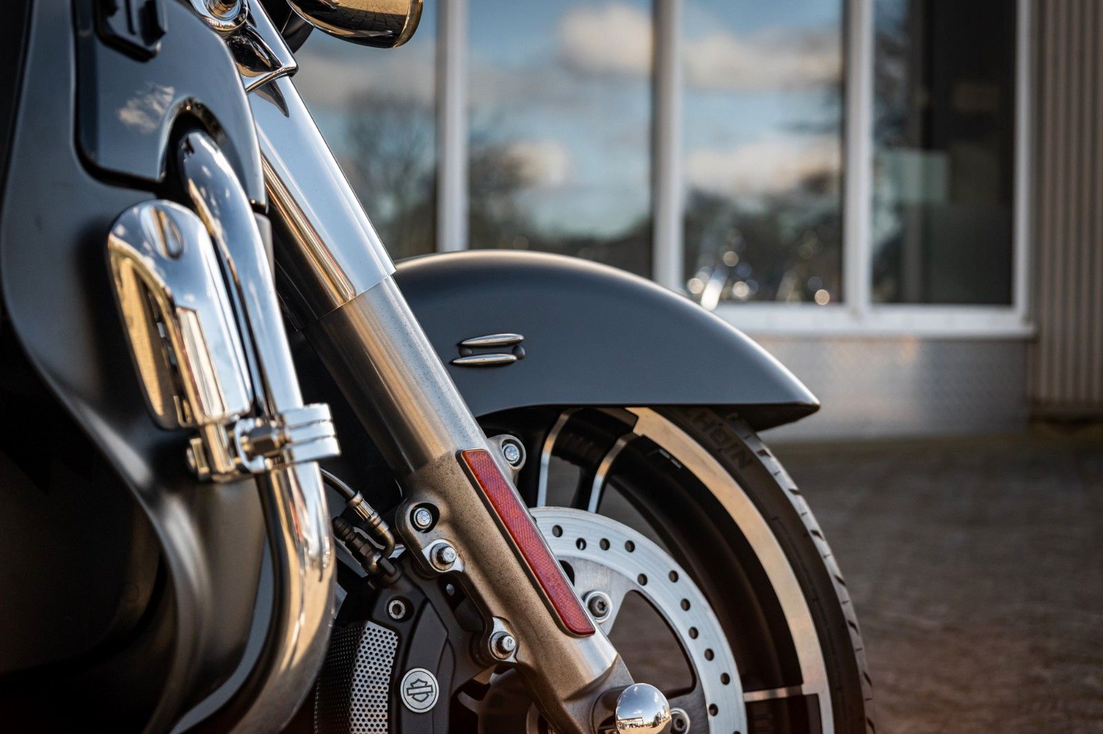 Fahrzeugabbildung Harley-Davidson Street Glide FLHX - JEKILL & HYDE -