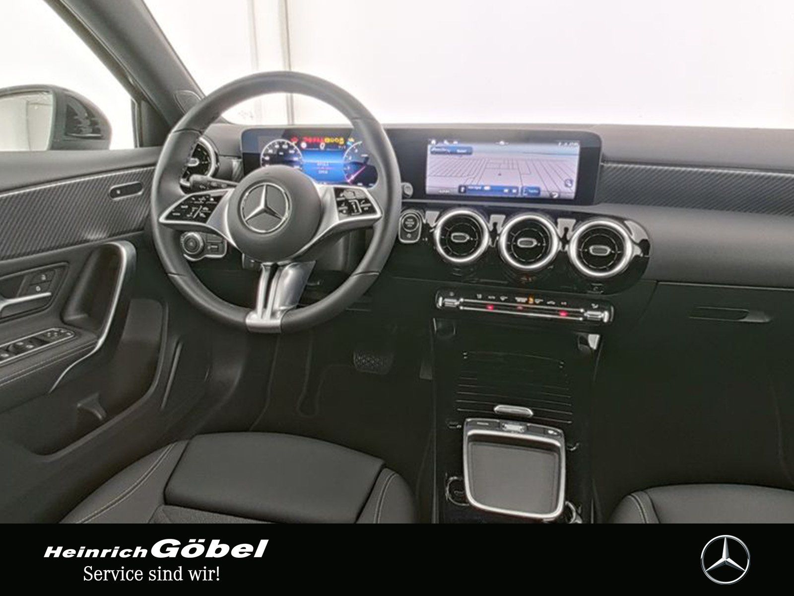 Fahrzeugabbildung Mercedes-Benz A 200 PROGRESSIVE+KAMERA+LED+CARPLAY+SPIEGELP