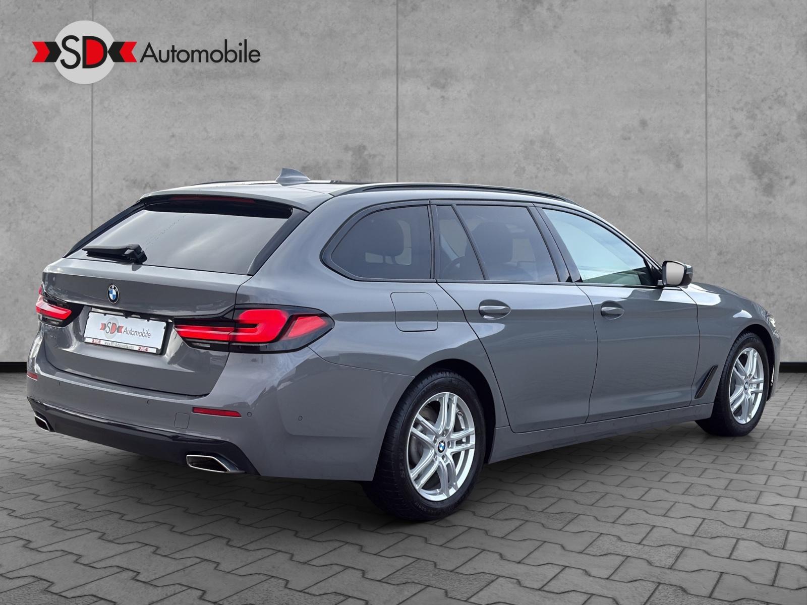 BMW 520 d LED Leder AHK Live Cockpit 8xAlu Kamera