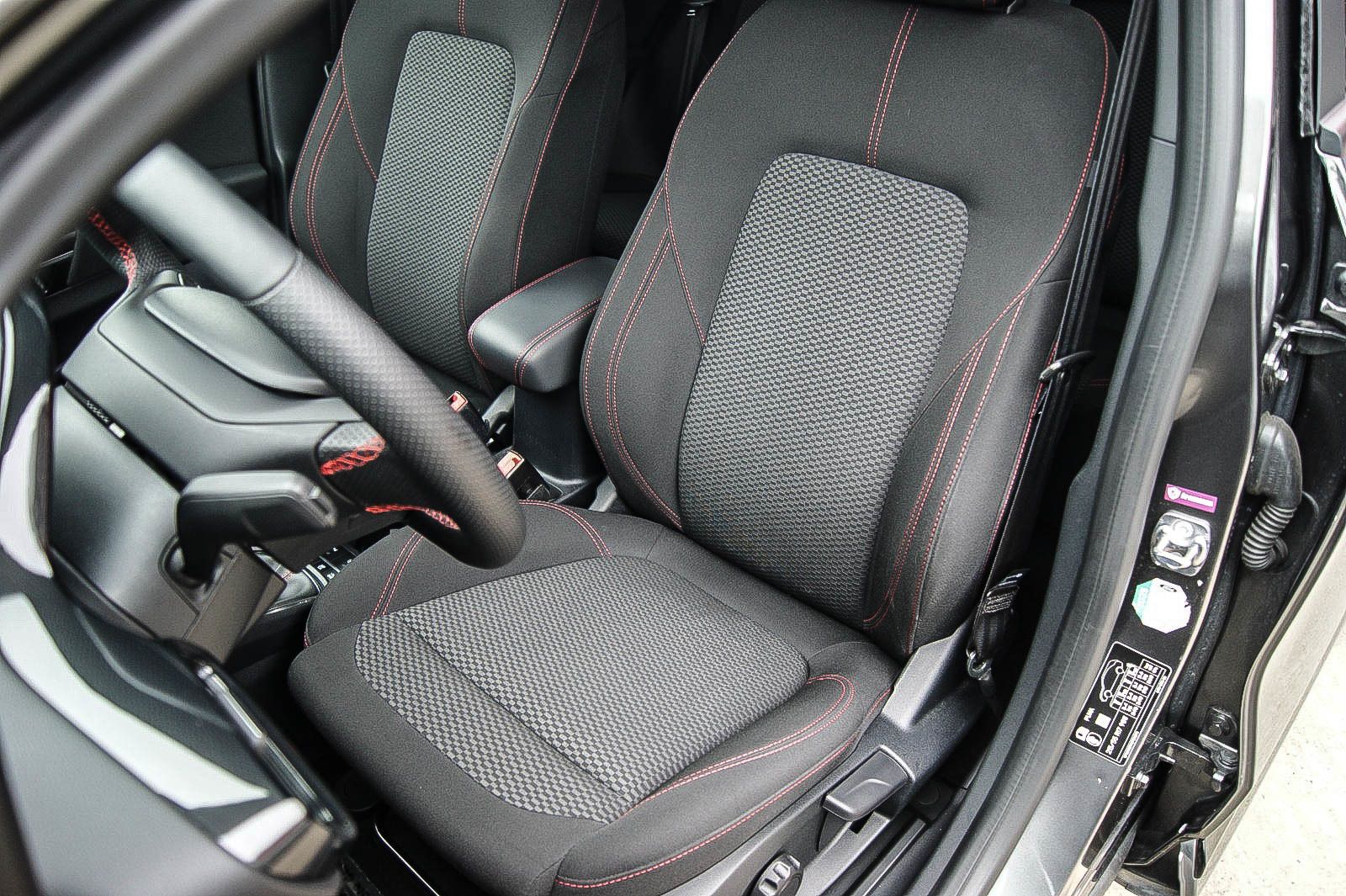Fahrzeugabbildung Ford Puma 1.0 EcoBoost ST-Line BODY-STYLE NAVI KAMERA