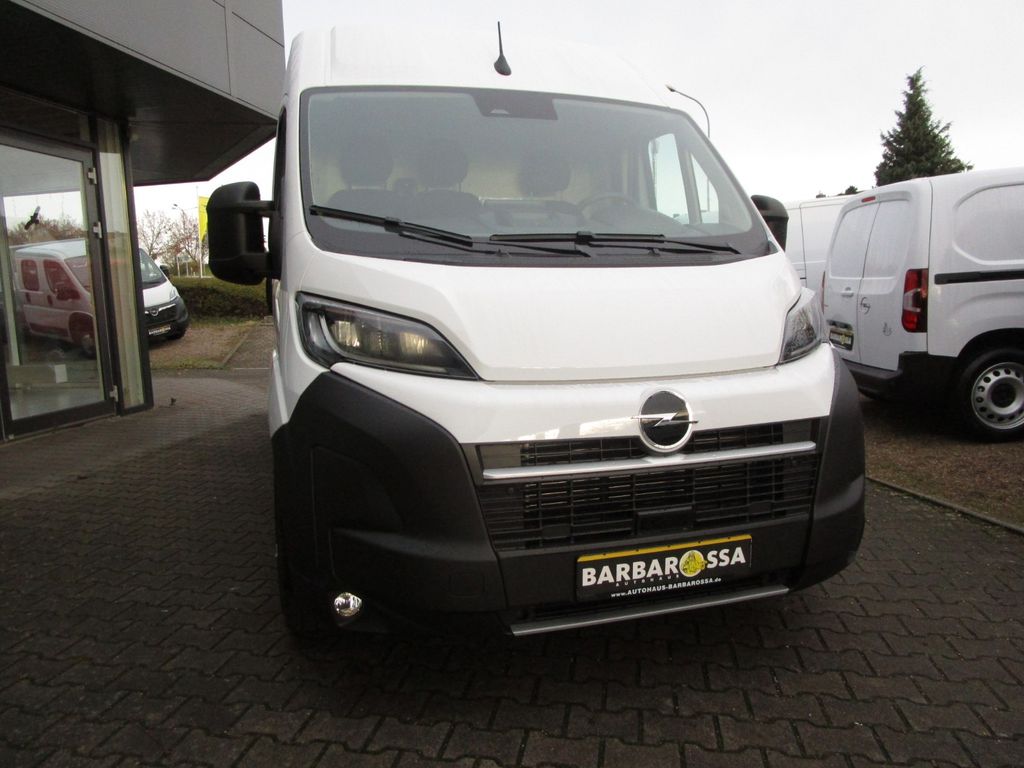Opel Movano