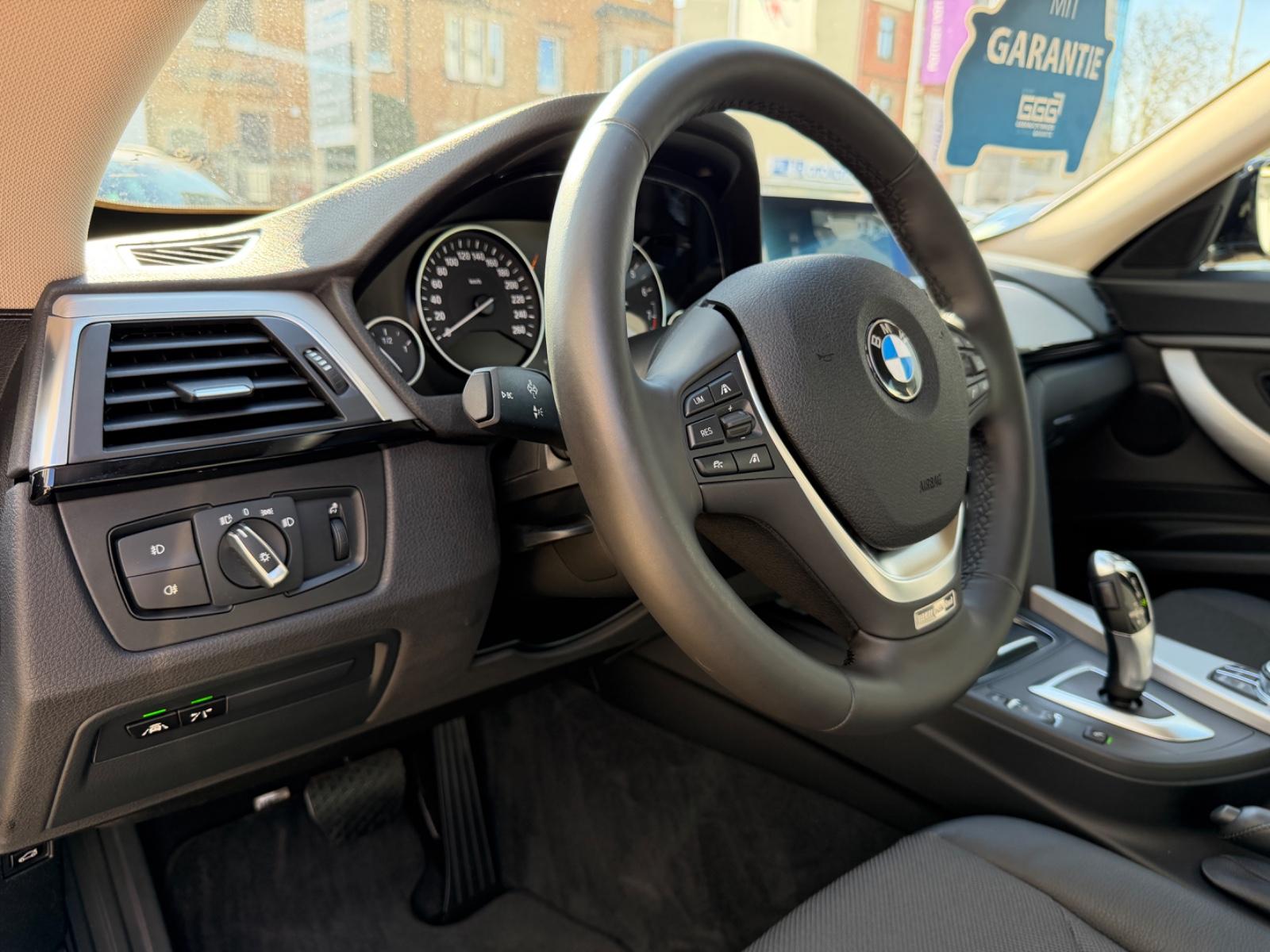 BMW 330i xDrive GT*INDIVIDUAL*Advan.*1HD*KAM*HUD*LED