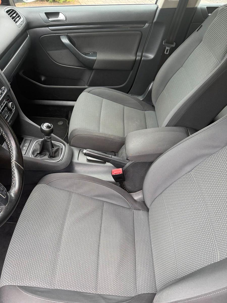 Volkswagen Golf 2011 — photo 9