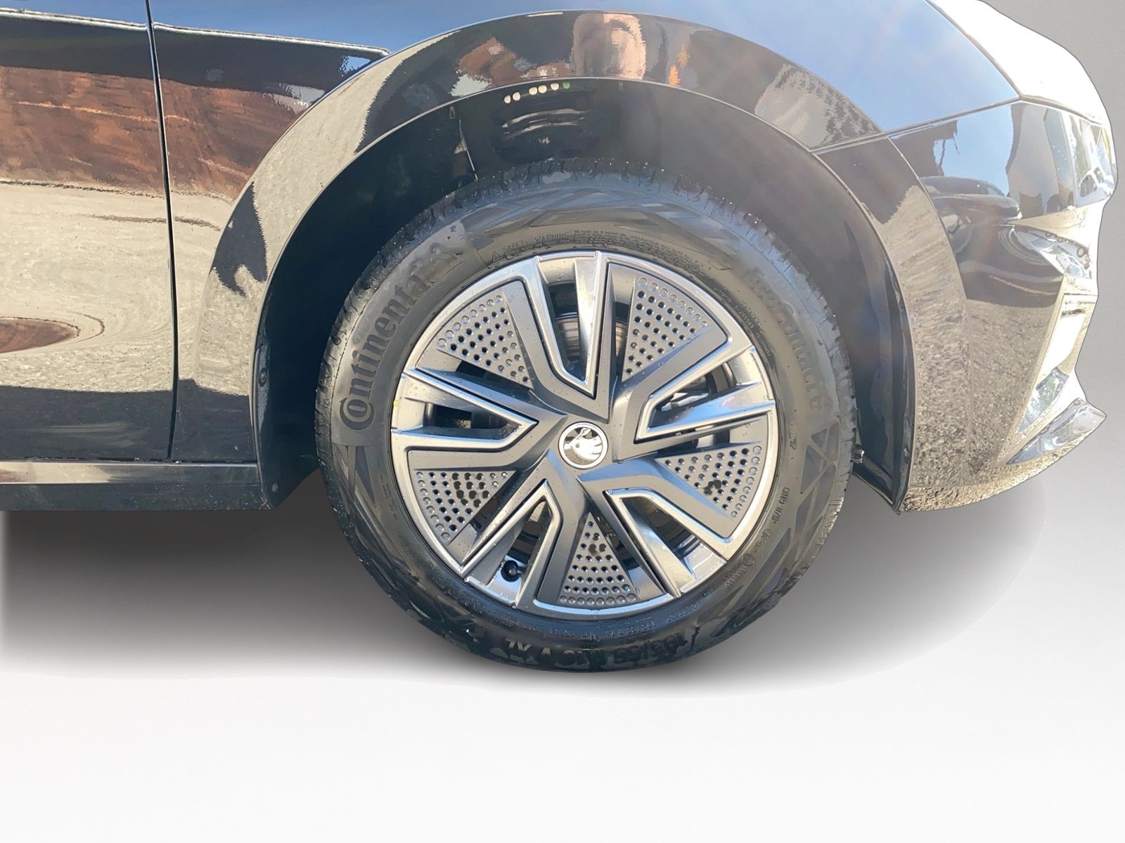 Fabia 1.0 TSI Drive, ACC, Winter+, LED. Climatro