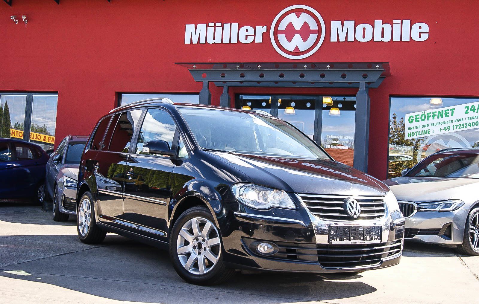 Fahrzeugabbildung Volkswagen Touran 1.4TSI DSG Highline 7-SITZE