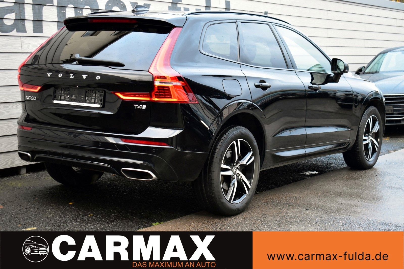 Fahrzeugabbildung Volvo XC60 T4 R Design Leder,Navi,LED,Panorama,SH,ACC