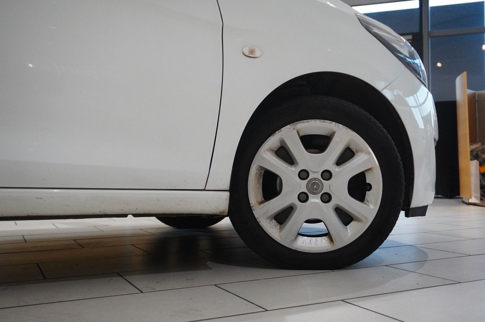 Fahrzeugabbildung Opel Karl 1.0 EDITION 5-TÜR KLIMA/USB/TEMP./BT