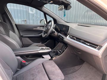 BMW 218 Active Tourer - 12