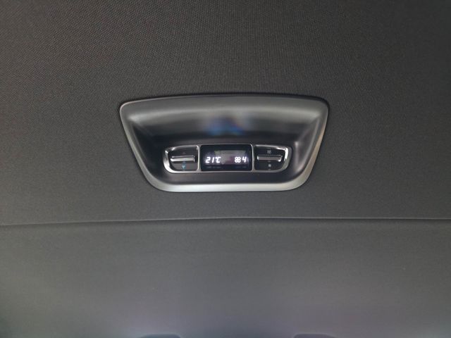 MERCEDES-BENZ V 220 — Foto 28