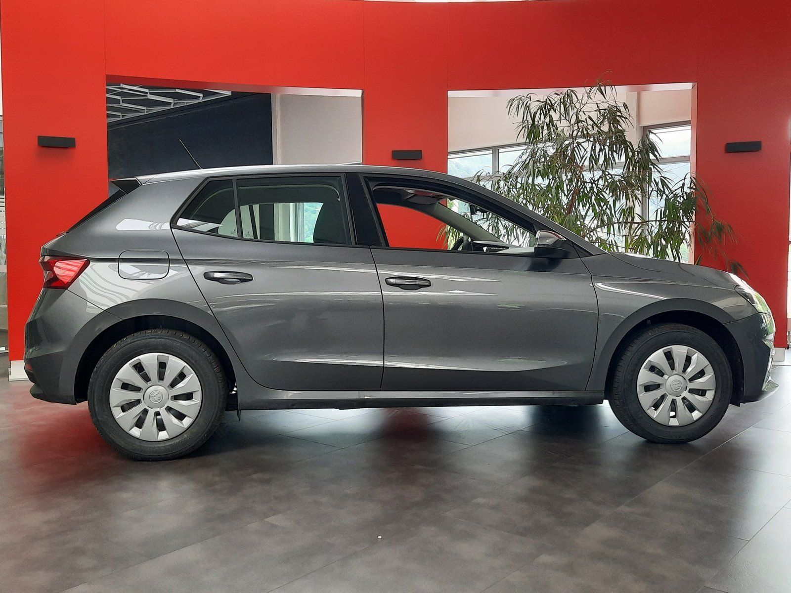 Fahrzeugabbildung SKODA Fabia Essence TSI *LED*PDC*Sitzhzg*APP*DAB*VZE*