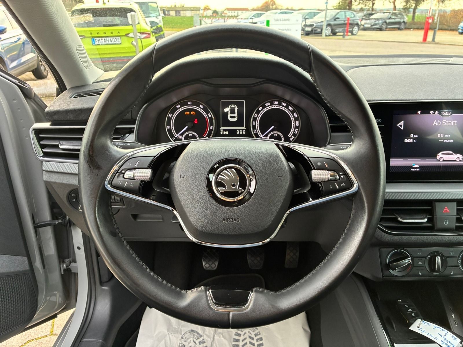 Fahrzeugabbildung SKODA Scala 95PS 5-Gang*LED*SHZ*PDC*SmartLink