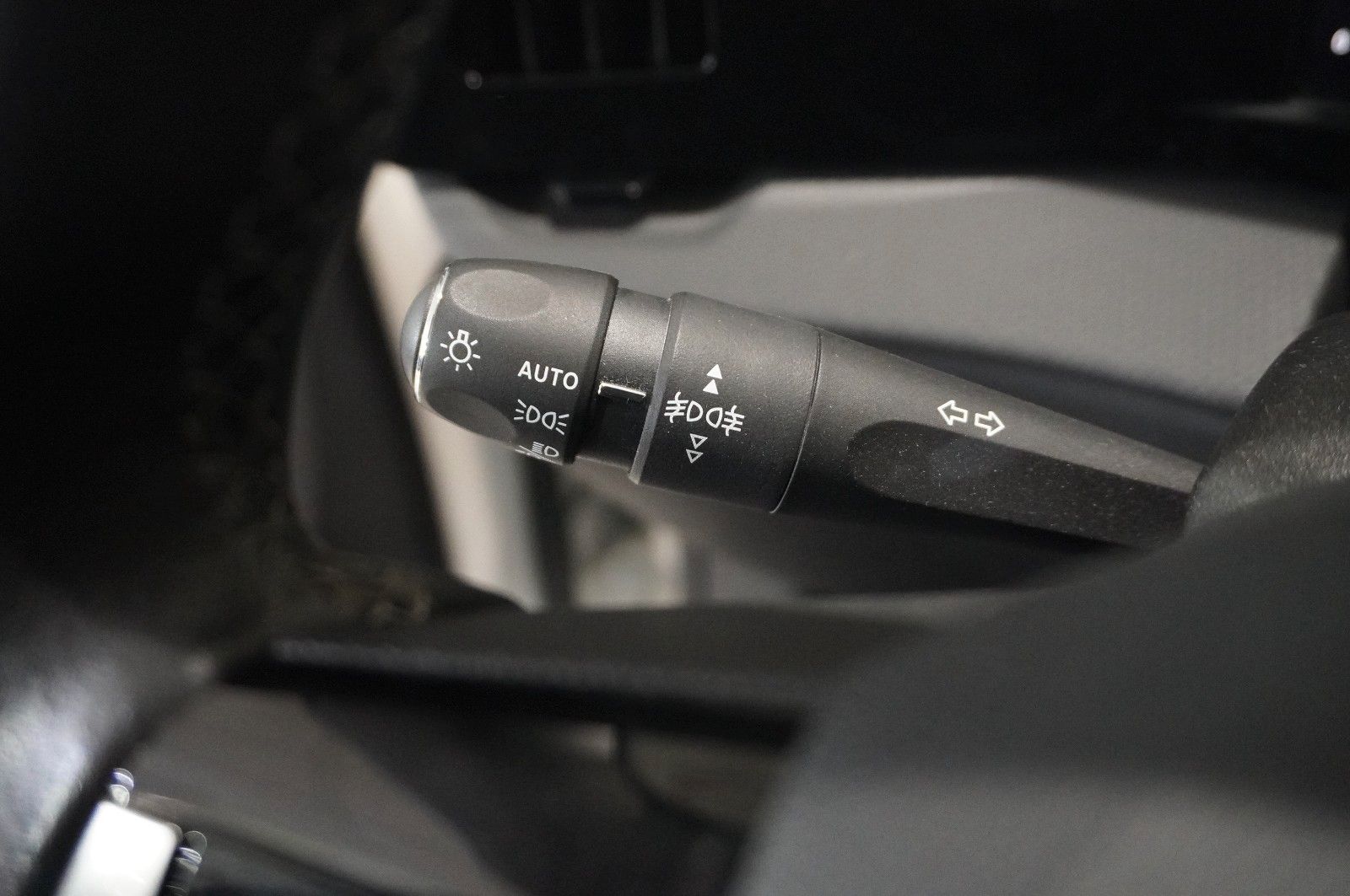 Fahrzeugabbildung Opel Astra L LIM. 1.5D BUSINESS NAVI/LED/KAMERA/DAB+