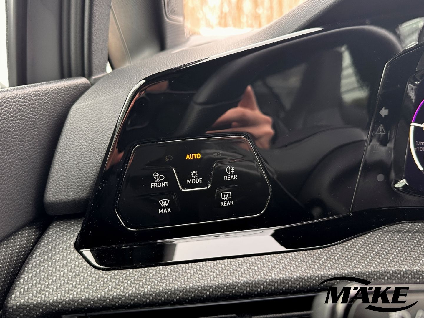 Golf Variant R-Line Black Style 2.0 TDI DSG AHZV