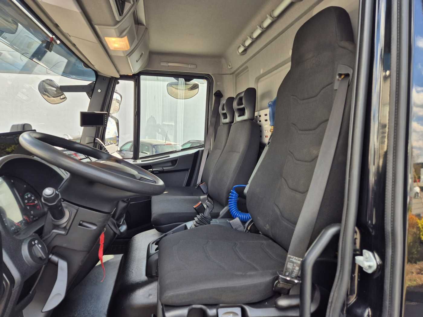 Fahrzeugabbildung Iveco Eurocargo ML80E21/P LBW Bär 1.500kg 2x AHK