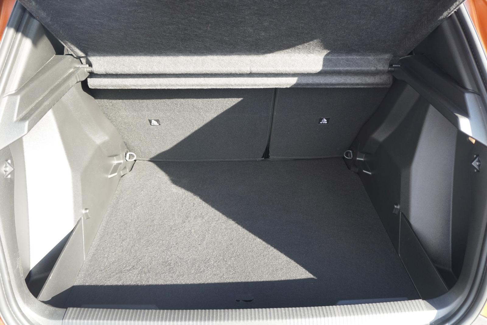 Peugeot 2008 1.2 PureTech Aut. LED Android Apple Kamera