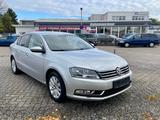 Volkswagen Passat 1.4 TSI DSG Comfortline BlueMotion Tech - Volkswagen Passat aus 2011: Bluemotion