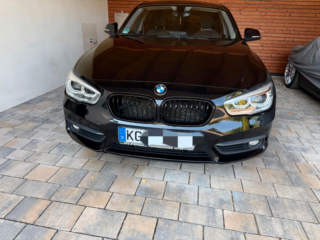 Image of BMW 120
