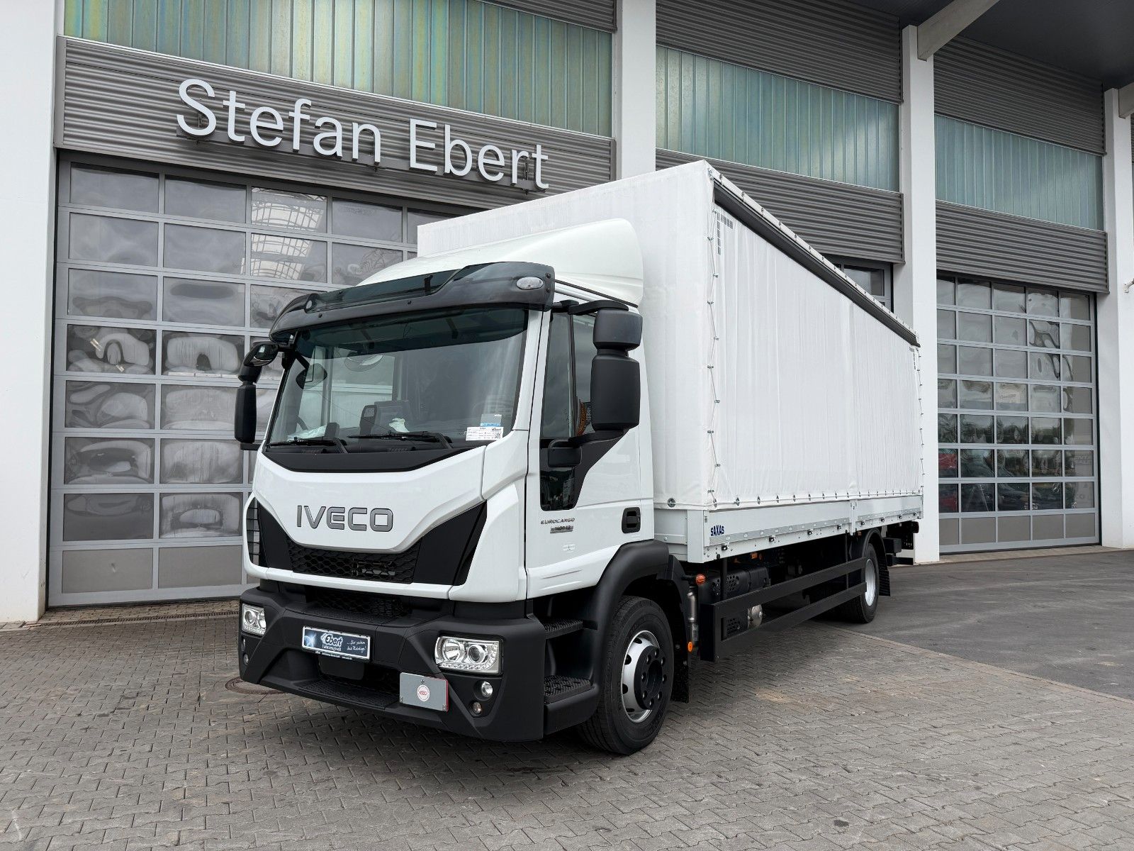 Fahrzeugabbildung Iveco Eurocargo ML140E28/P LBW Bär AHK Schiebeplane