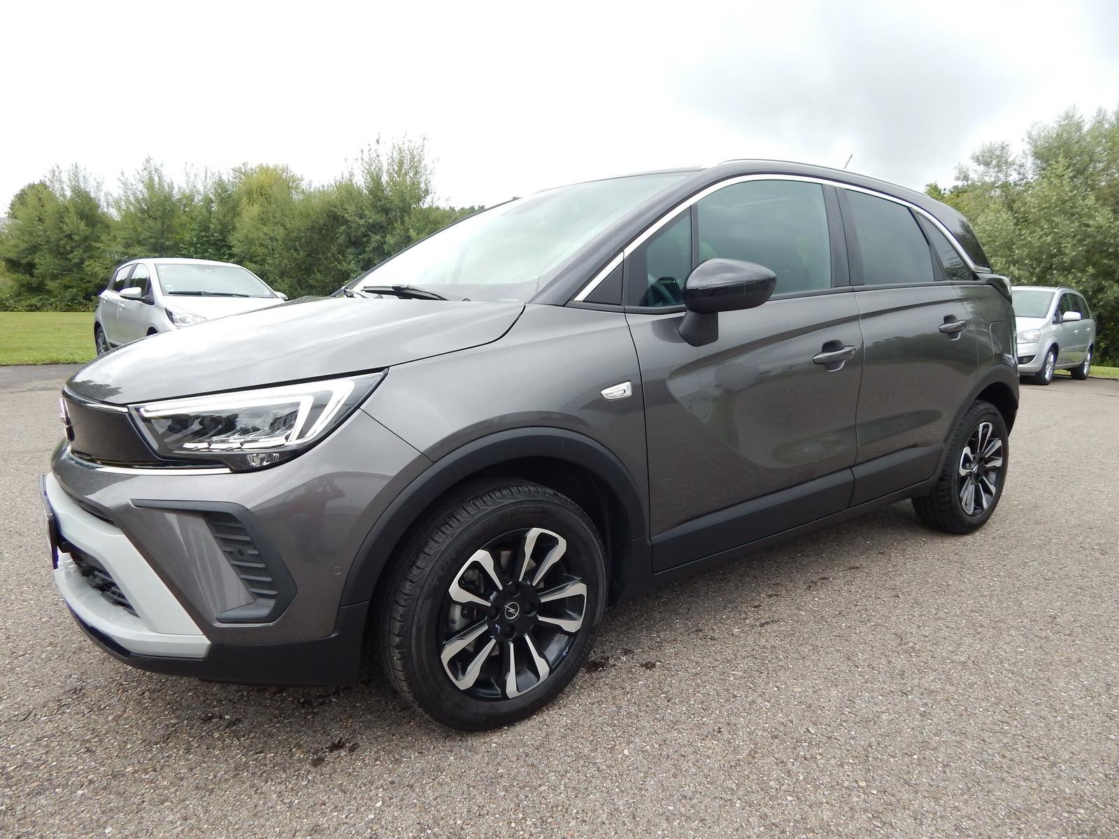 Opel CROSSLAND AT KAMERA Pano