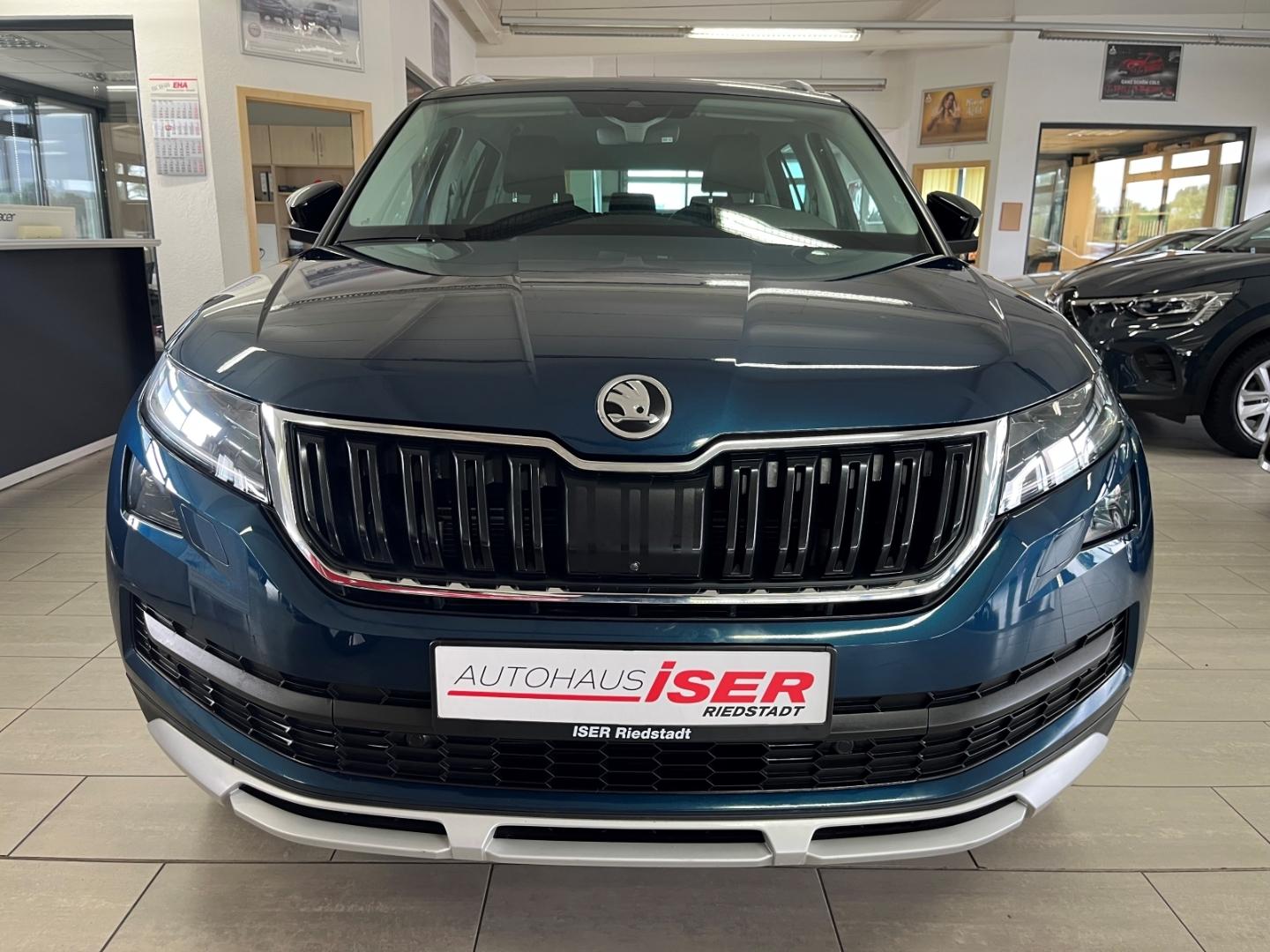 Skoda Kodiaq Scout 4x4 AHK LED StandHZG 360 Kamera
