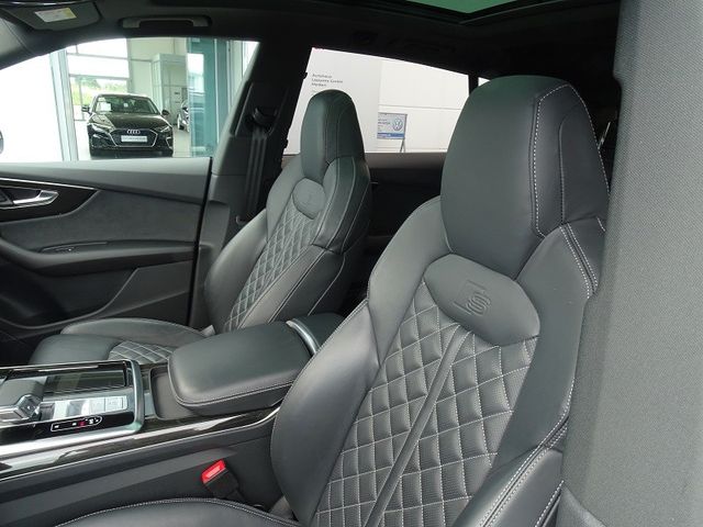 Q8 50 TDI S Line Plus quattro / HD Matrix