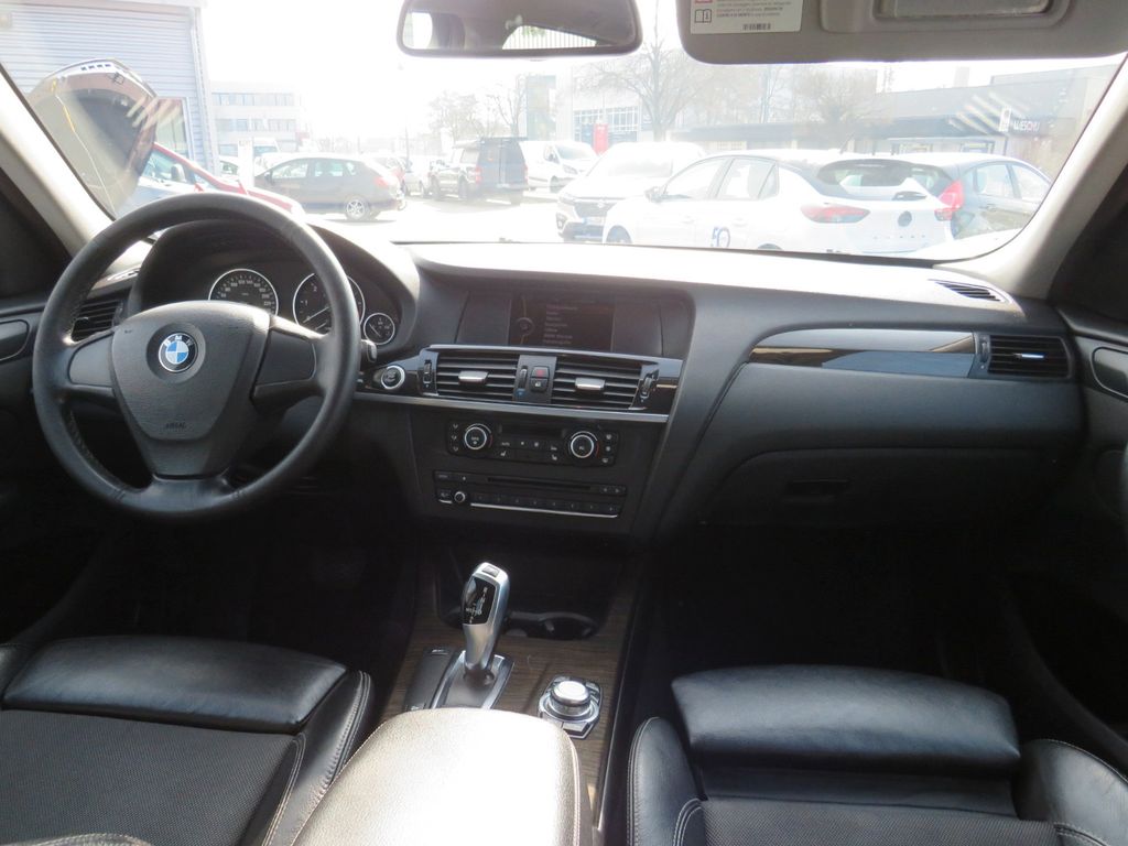 BMW X3 xDrive 20 d-VOLLEDER+AHK+