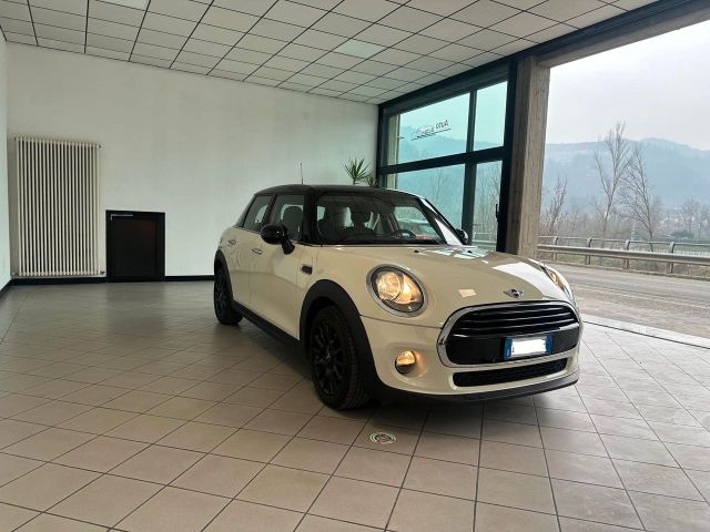 MINI Mini Cooper D Mini 1.5 Cooper D Business XL 5 P 