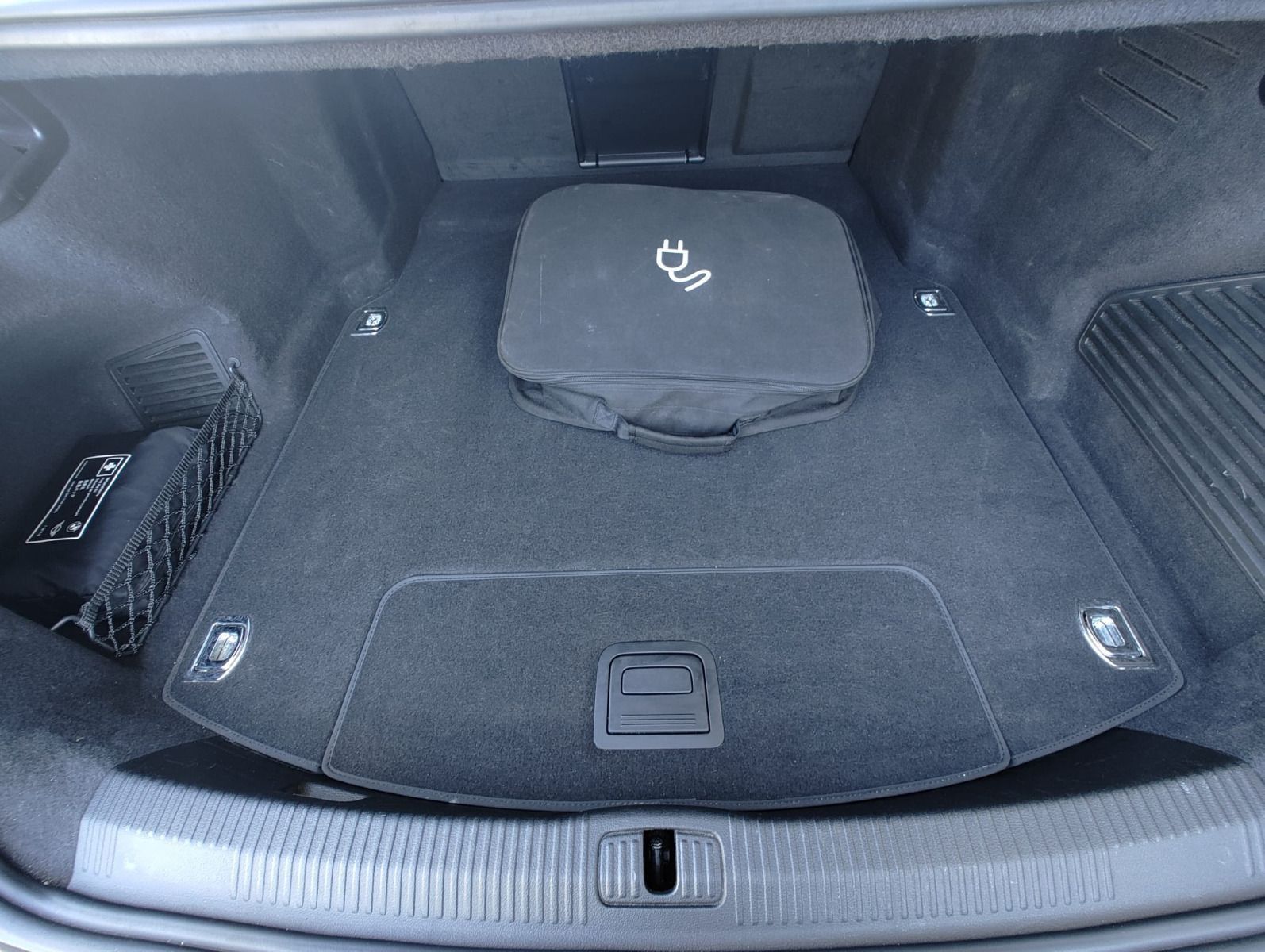Audi A8 - Bild 16