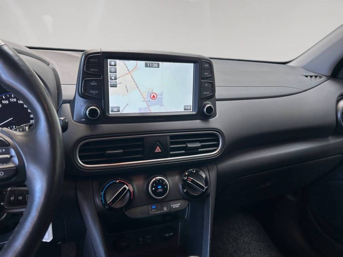 Fahrzeugabbildung Hyundai KONA TREND 17' Alu, LED-Lichtpaket, Navigationsp