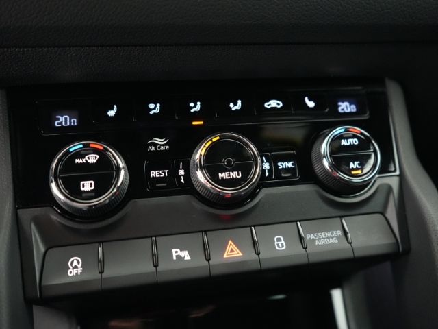 Kodiaq SPORTLINE TDI DSG 4X4+AHK+NAVI+RÜCKFAHRKA